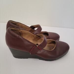 Natural Soul Mary Jane Wedge 9.5 Leather Maritzia Almond Toe Brown Faux Leather